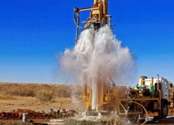 Water-borehole-drilling